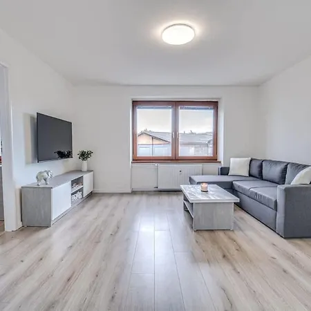 Castle - Modern Elegance & Serenity Apartment Nitra